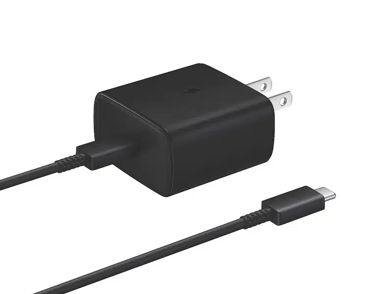 45W USB-C Fast Charging Wall Charger 3 45W USB-C Fast Charging Wall Charger